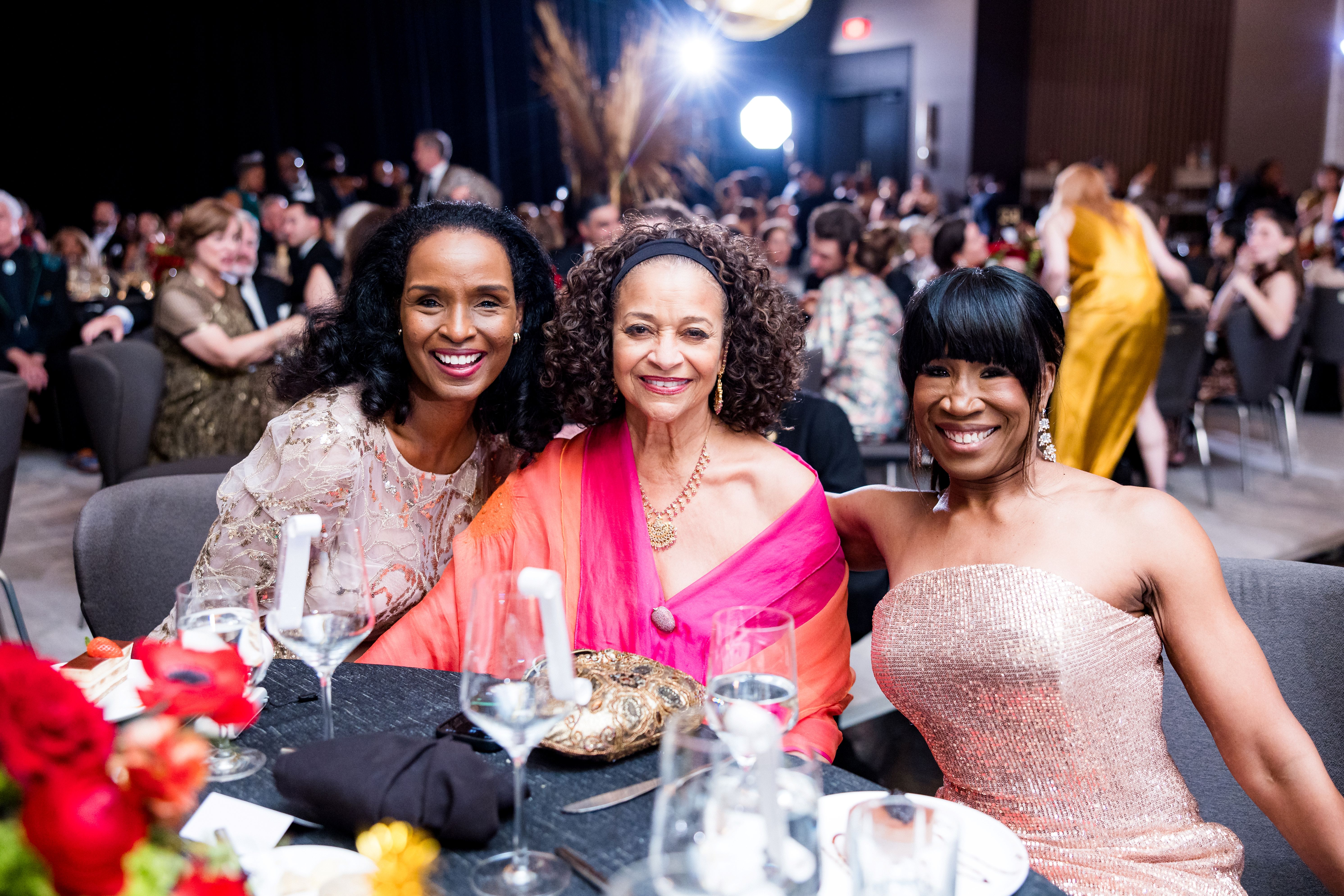 Houston Arts Alliance gala raises more than $600,000, honors Debbie Allen and H-E-B