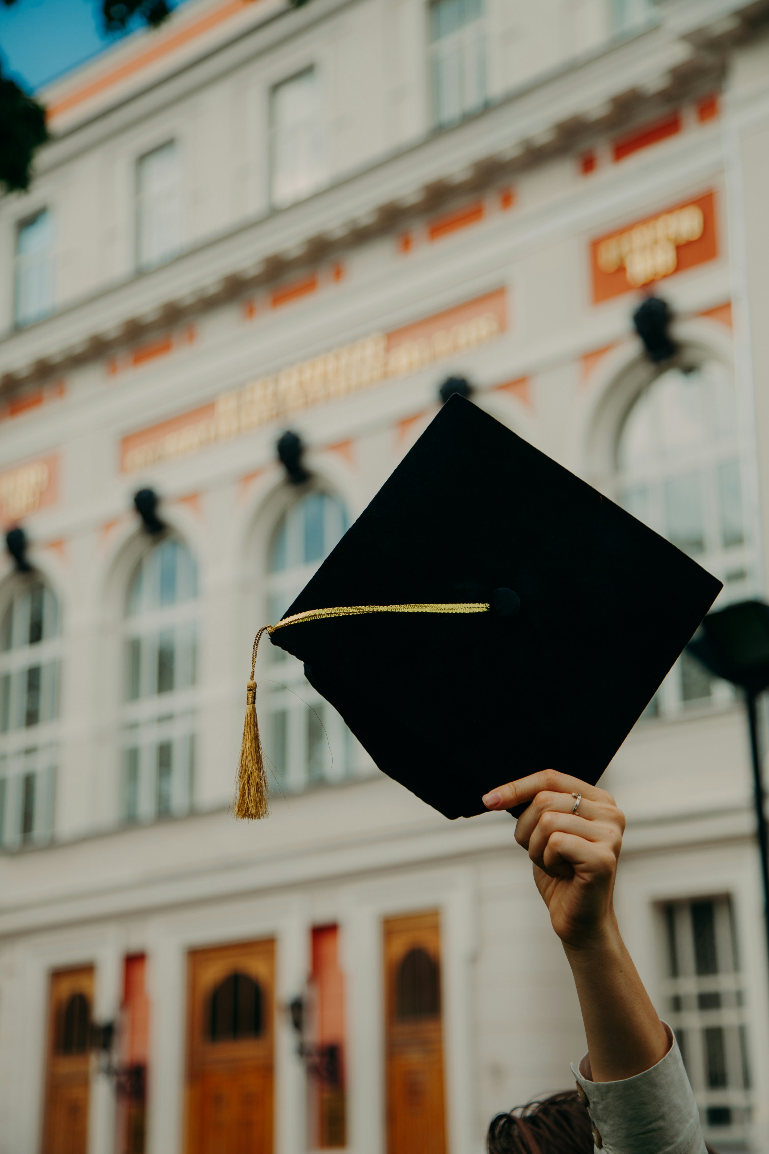 StudentEB5 Publishes Lifetime Earnings Analysis Showing EB-5 for International Students 