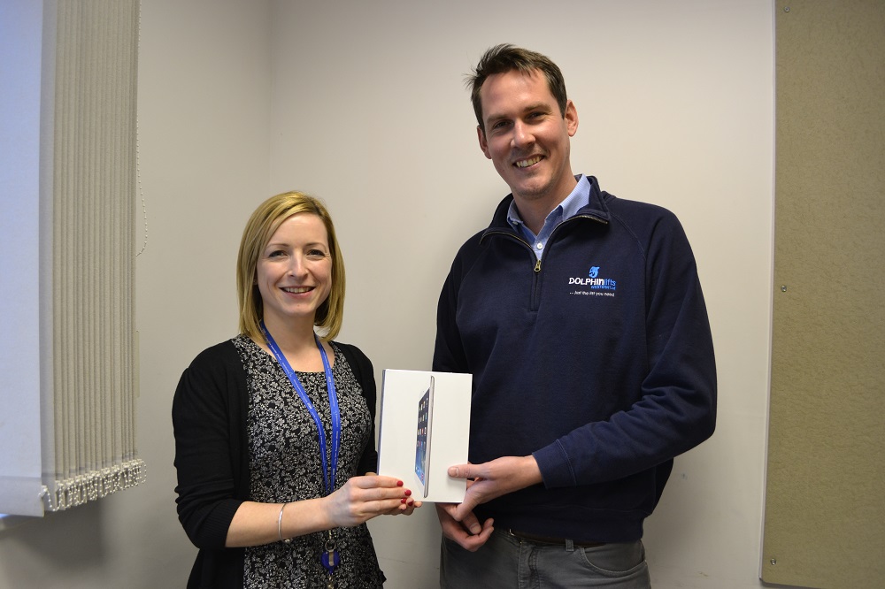 Dolphin Lifts Present OT Show Prize