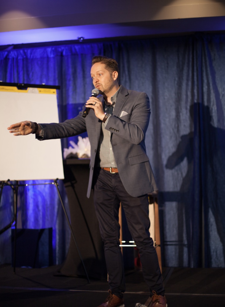 Josh Van Dyk Divulged Must-Have Website Features to Convert Clients!