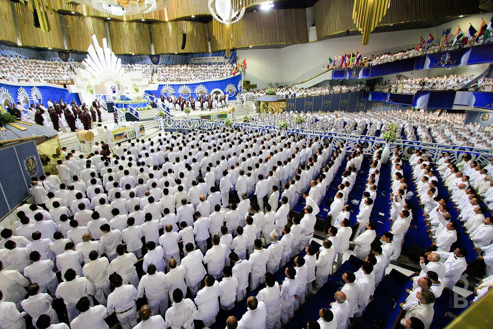 Five-hundred Thousand Faithful of The Light of the World Church Unite in Guadalajara
