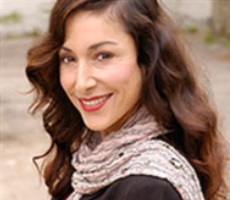 Madison Realtor Maria Antoinette Wins Praise as Expert in Condos and Lakefront Properties