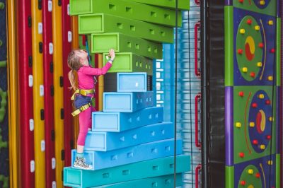 Clip ‘n Climb States That Teens in the US defy parents to spend time indoors