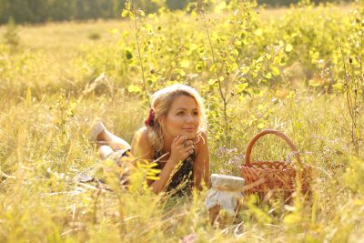 Introducing Eva Mayer – A Young Russian Poet with Style