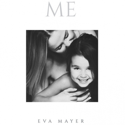 Eva Mayer Takes Free Verse Poetry to the Next Level with “ME”