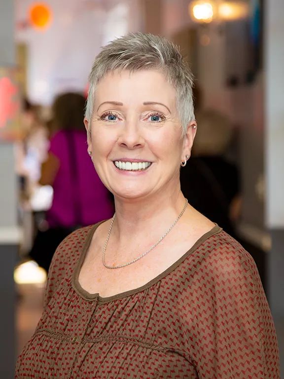 Rev. Jenna Arnaz selected as Top Hypnotherapist of the Year by IAOTP