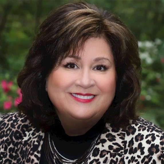 IAOTP selects Bambi McCullough as Top Executive Coach and Speaker of the Year