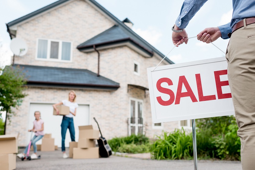 Plan B HomeBuyers are Milwaukee cash buyers offering a stress-free way to sell any house fast