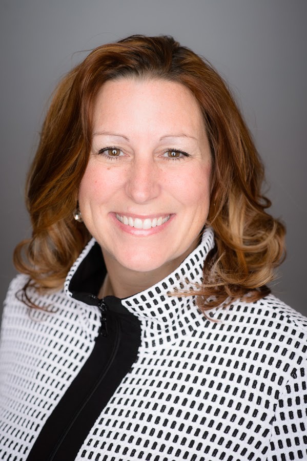 Heather Arthur selected as Top VP of the Year in Communications by IAOTP