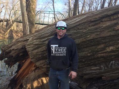 Clarksville's Thompsons Tree Service wins 2021 ThreeBestRated® award