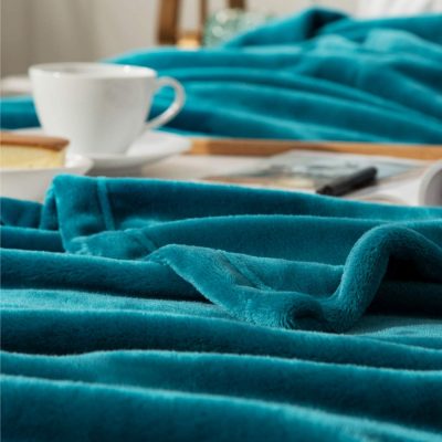These are the Best Bedsure Blankets for Work