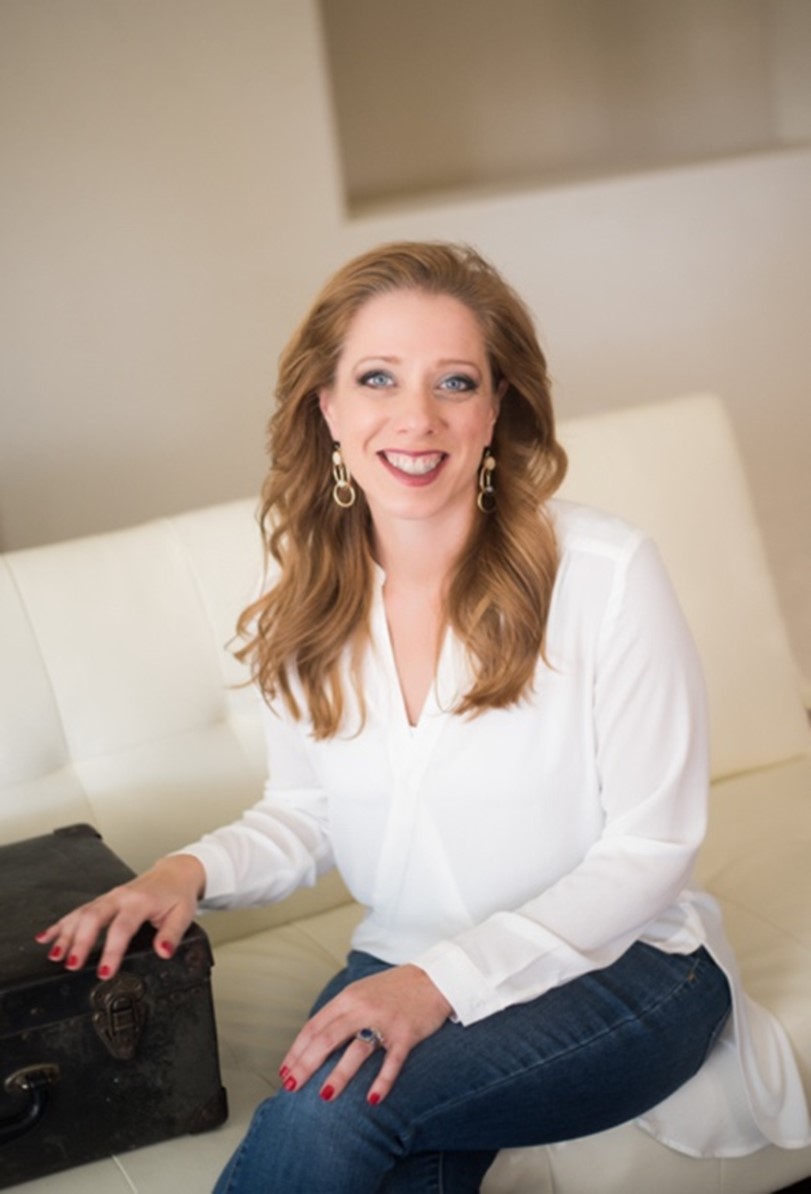 Jodi Rose Gonzales selected as Top Artist of the Year by IAOTP