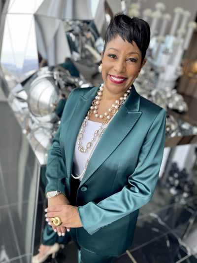 Author, Speaker, and Breast Cancer Survivor Kimberly S. Reed Publishes Advice on How to Thrive in the New Year