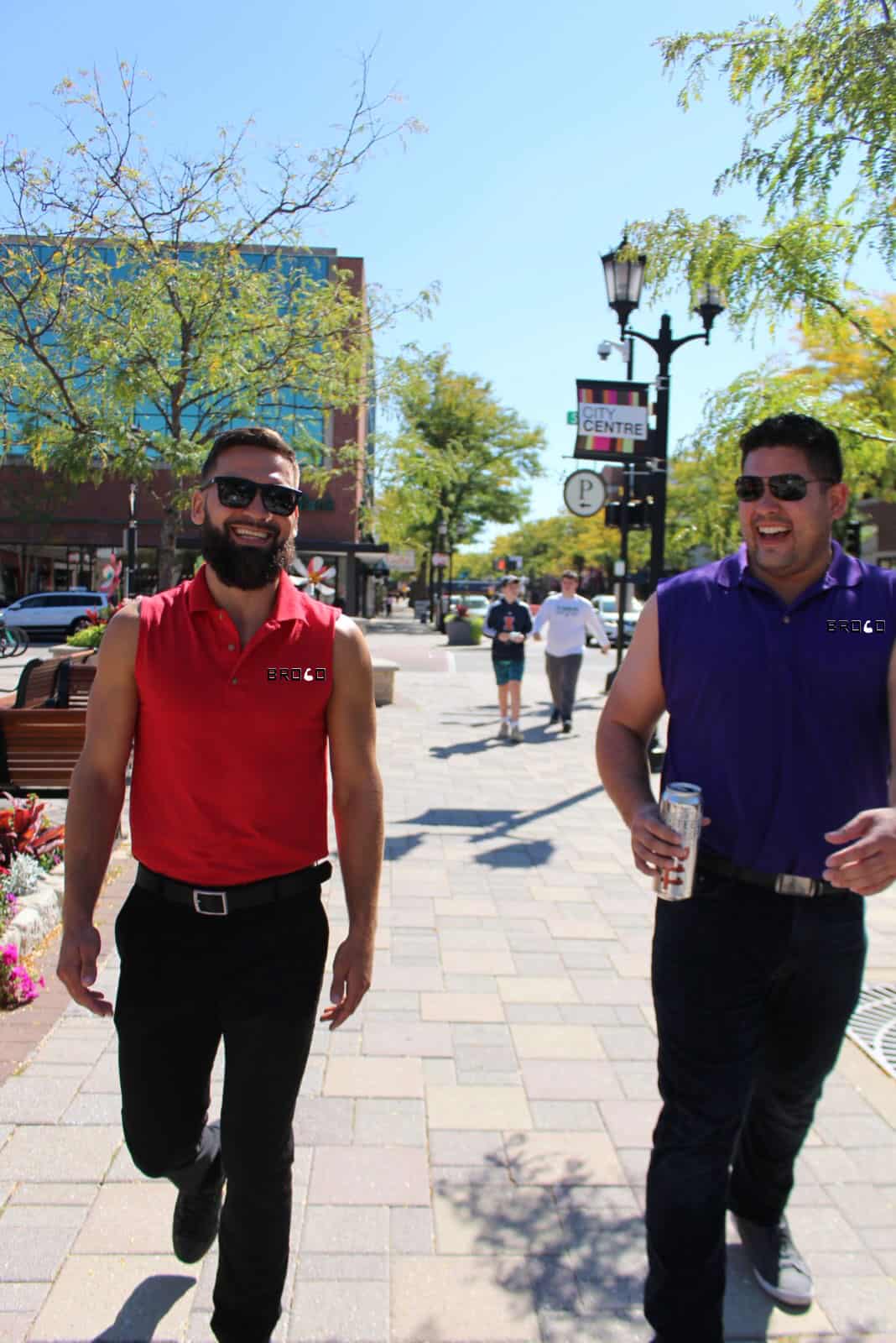 Brolo: The Sleeveless Shirt for the golf course
