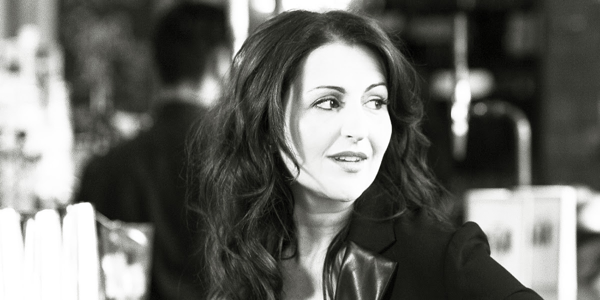 Dear Diary from hugely successful UK Singer, Songwriter and Television Writer Malissa Whitehouse