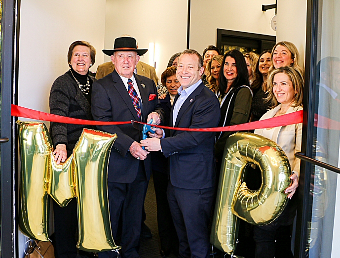 Doherty Enterprises Announces Grand Opening of A New Sola Salon Studios in Midland Park, NJ