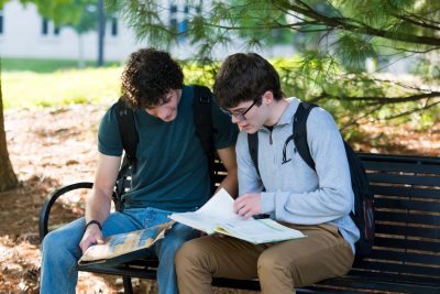Oakland University Partners with eCampus.com to Provide Affordable Course Materials for Students