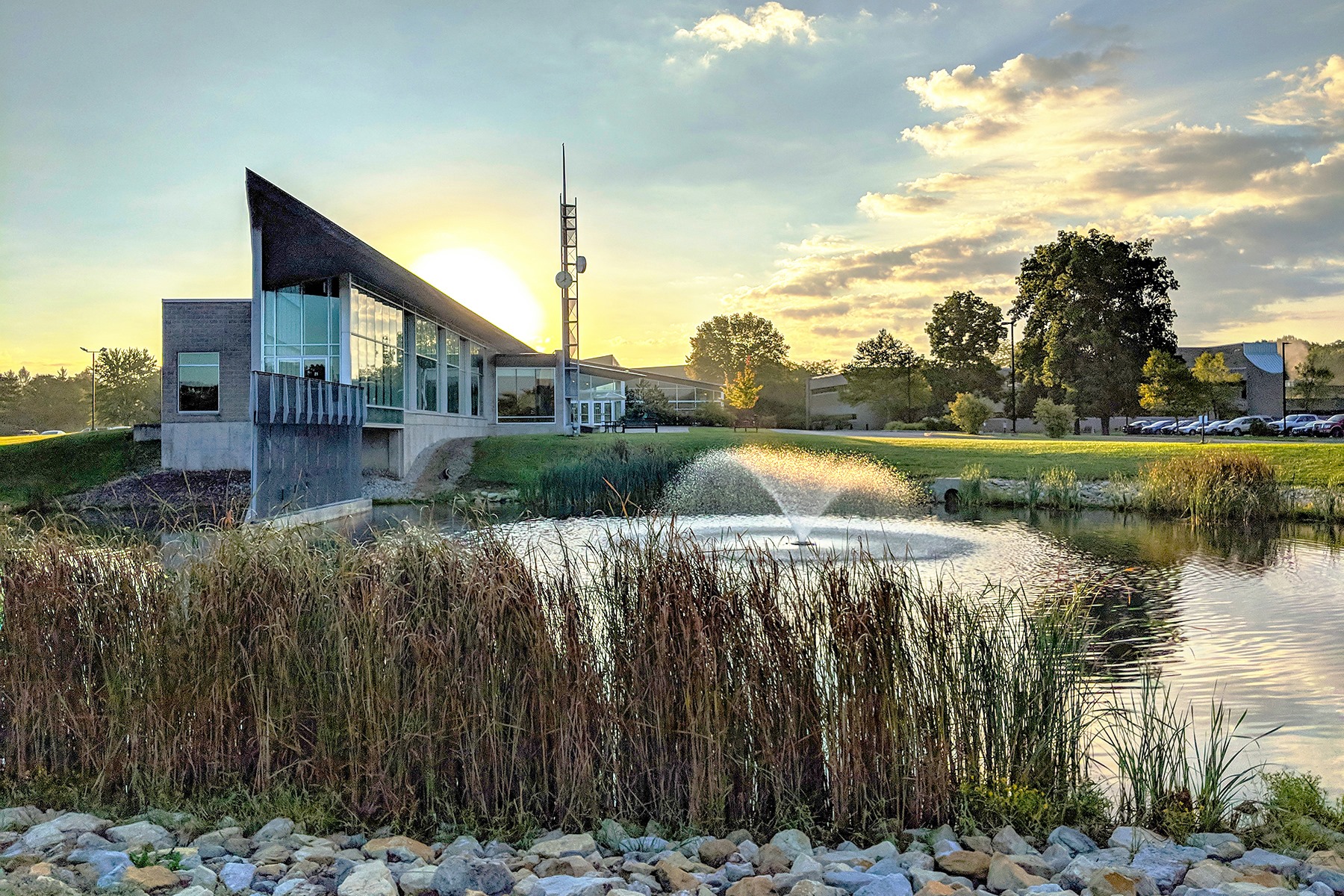 Edison State Community College Partners with eCampus.com as the Institution’s Official Online Bookstore