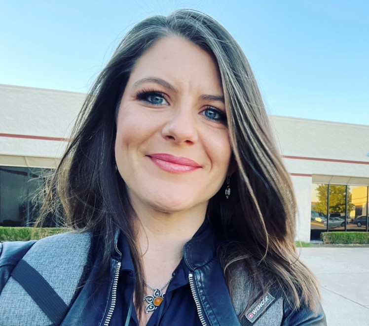AUS WELCOMES RHIANNON THURMOND — Social Media Influencer and Texas Field Service Engineer