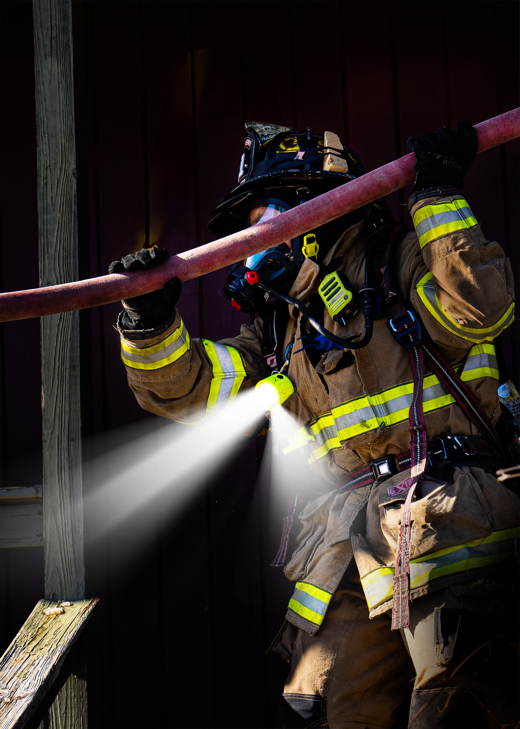 Nightstick Introduces High Candela Dual-Light Angle Light: INTRANT® DUO TURBO