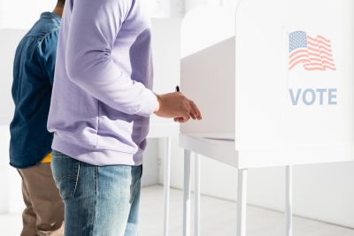 Upcoming Elections: Expatriate Tax Return Urges to Verify Voting Rights and Registration
