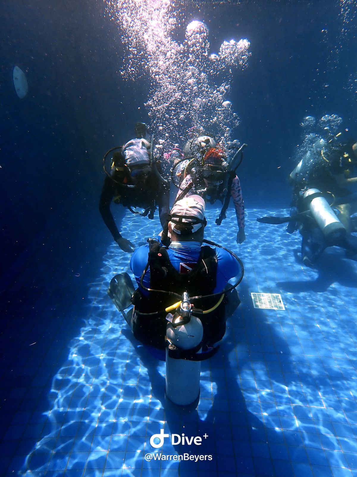 Discover the World of Scuba Diving with PADI Courses at Oceans 5 Gili Air