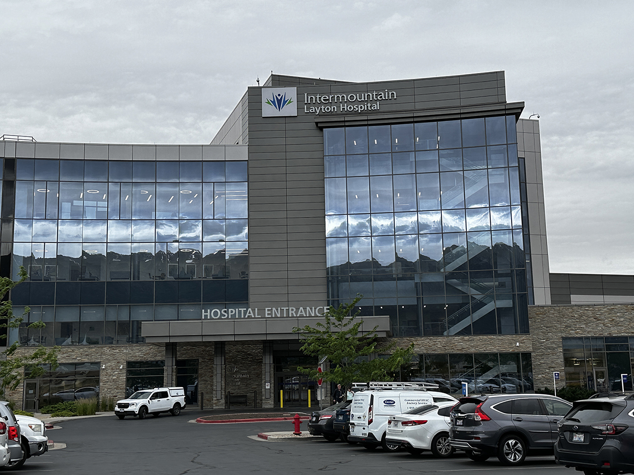 Intermountain Layton Hospital Offers Water Birth Option for Labor and Delivery for Moms Who Qualify