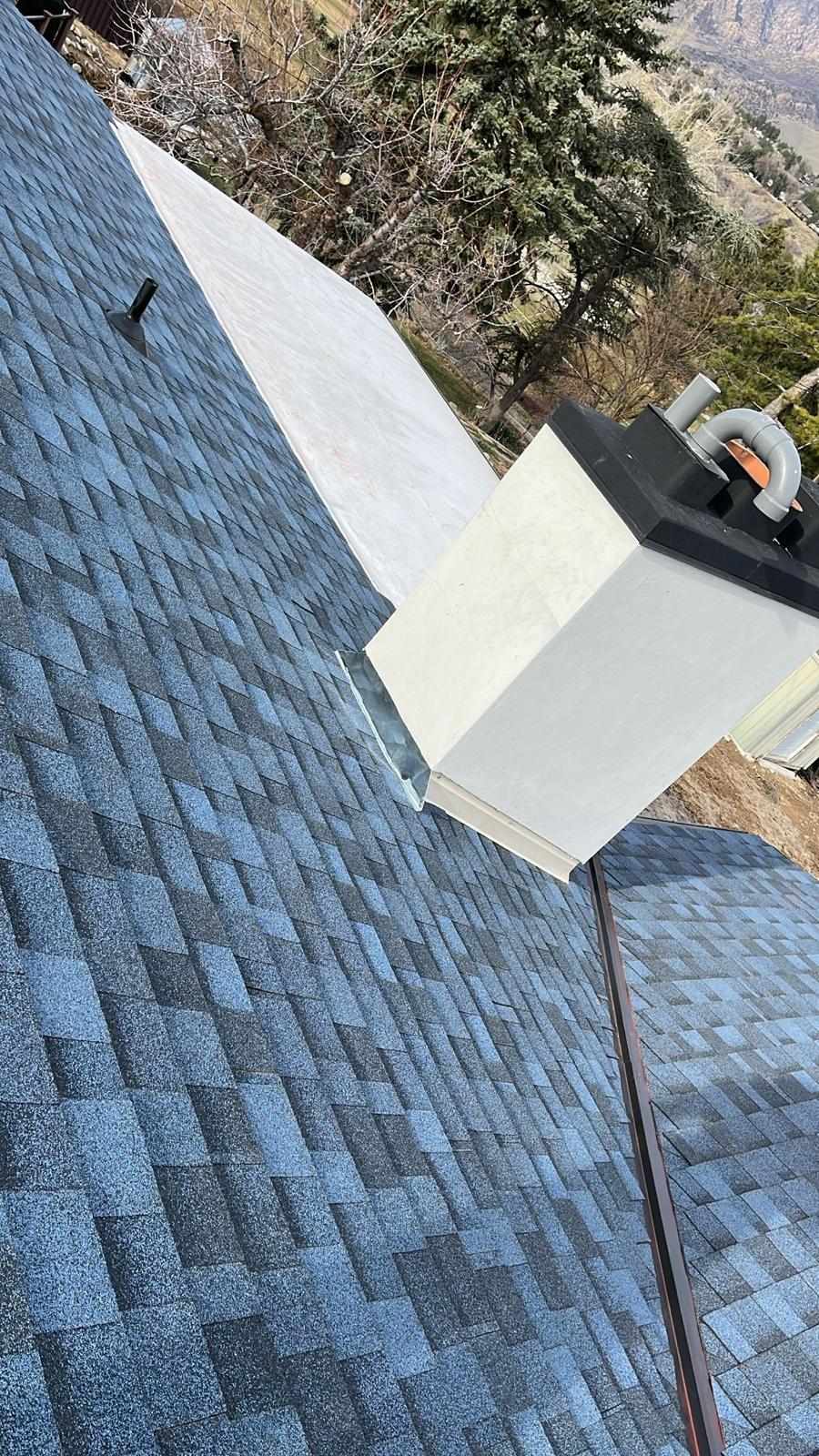 Right Way Roofing Earns Utah Homeowners’ Trust with GAF & IKO Excellence