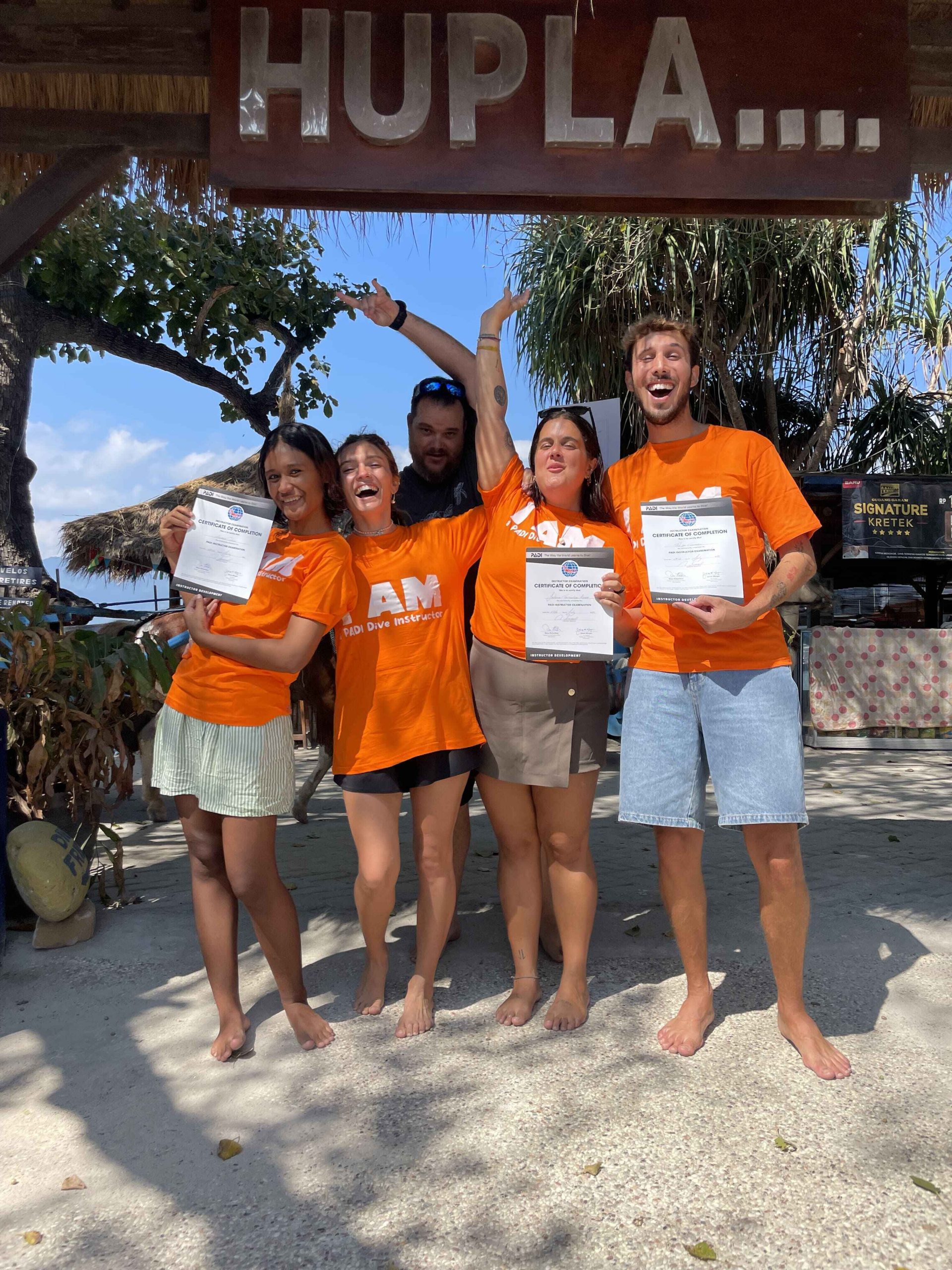 Become a Confident and Environmentally Aware Dive Instructor at the PADI IDC Gili Islands with Oceans 5 Gili Air