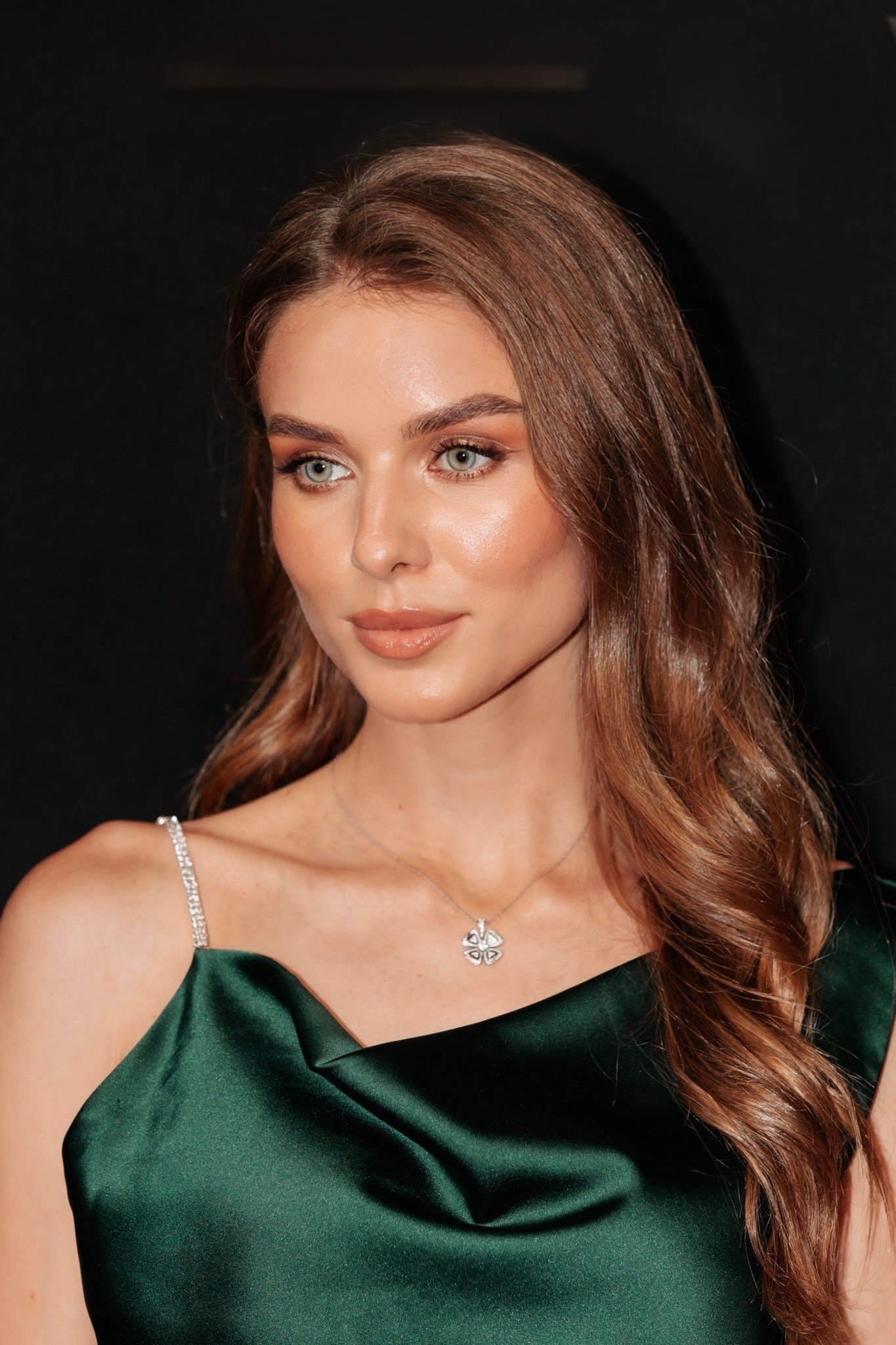 Mrs. European Universe Pageant Brings Out Top Hollywood Talent