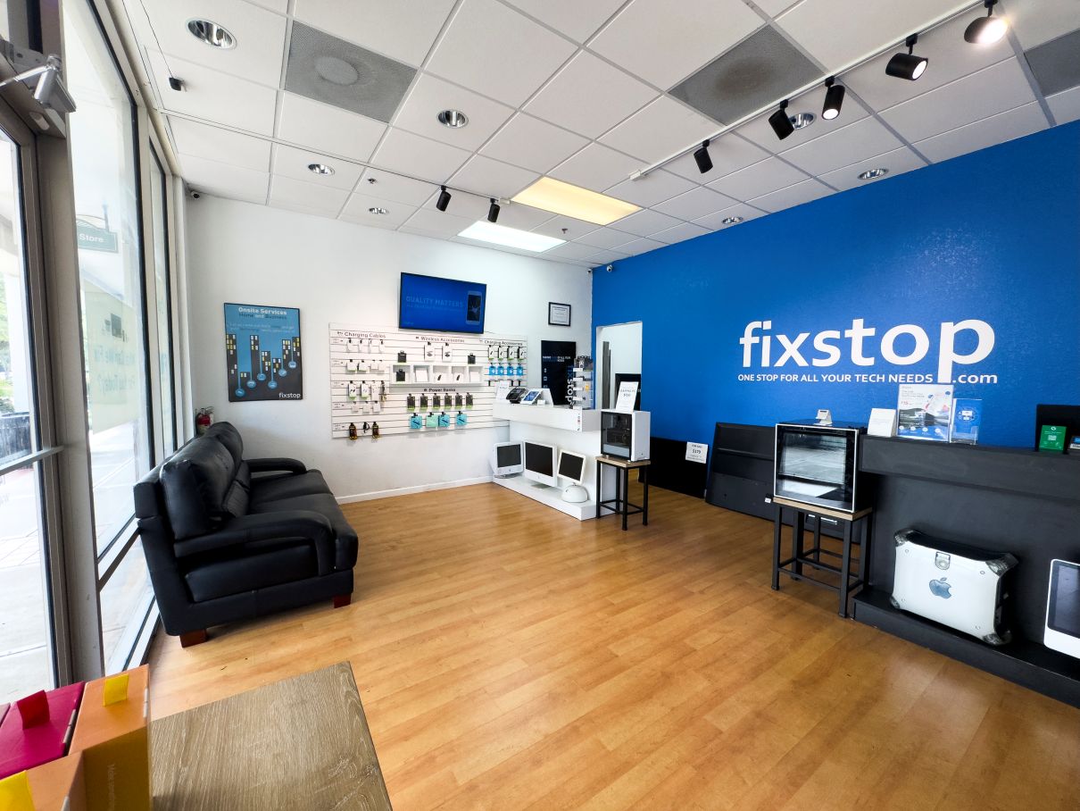 FixStop at Alafaya Celebrates 12 Years of Trusted Device Repairs in Orlando