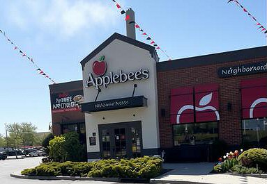 Doherty Enterprises-Owned Applebee’s® in Westbury, NY Returns with a Fresh Makeover