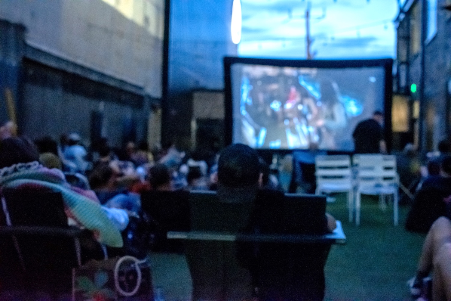 Woodbine Food Hall continues outdoor movie series with blockbuster classic ‘Jaws’ this Friday