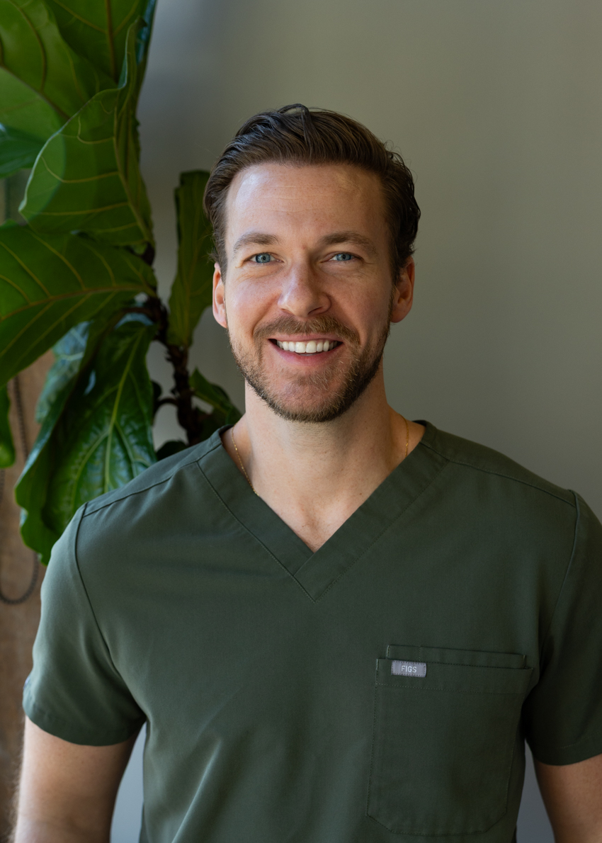Lake Park Dental Celebrates Gorgeous Grandma Day With a Toast to Milwaukee Smiles